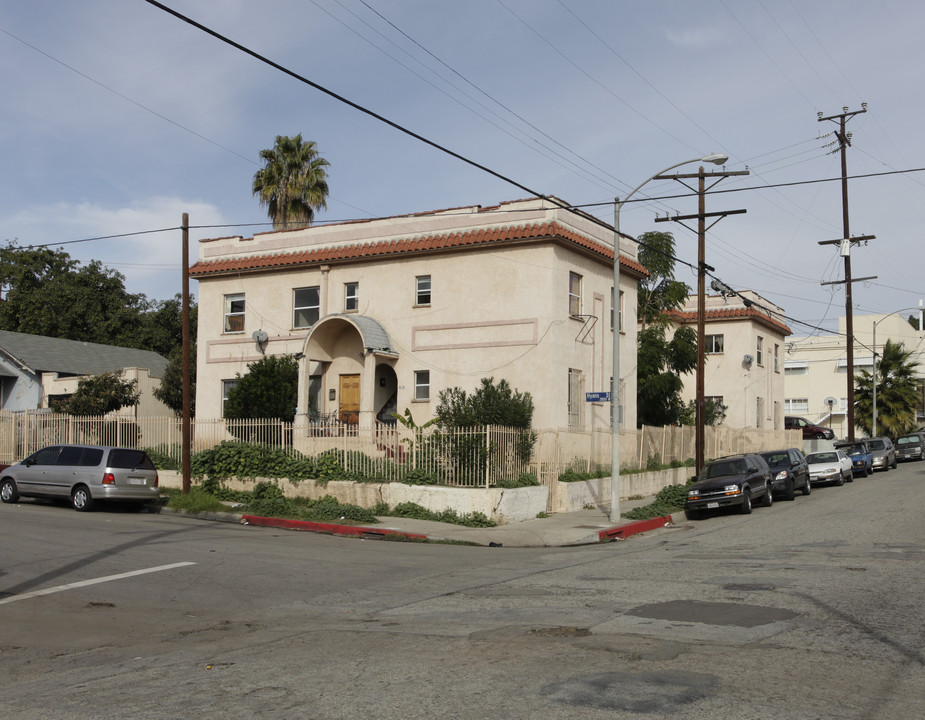 251-261 1/2 N Occidental Blvd in Los Angeles, CA - Building Photo