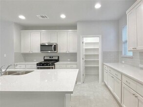 816 Alta Wy in Leander, TX - Building Photo - Building Photo