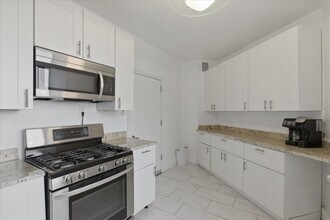 4940 S East End Ave in Chicago, IL - Building Photo - Building Photo