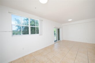 10870 NW 88th Ter, Unit 209 in Doral, FL - Building Photo - Building Photo
