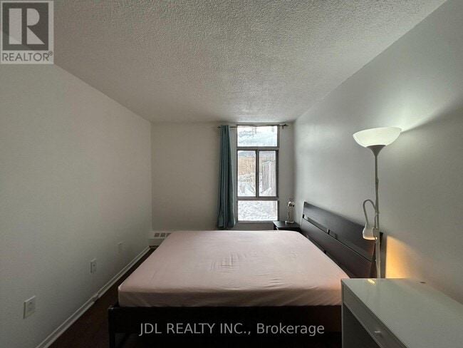 1701 McCowan Rd in Toronto, ON - Building Photo - Building Photo