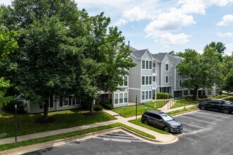 1311 Greenbriar Cir in Pikesville, MD - Building Photo - Building Photo
