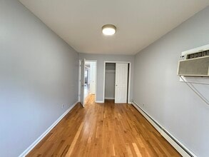 20 Western Ave, Unit 2 in Jersey City, NJ - Building Photo - Building Photo