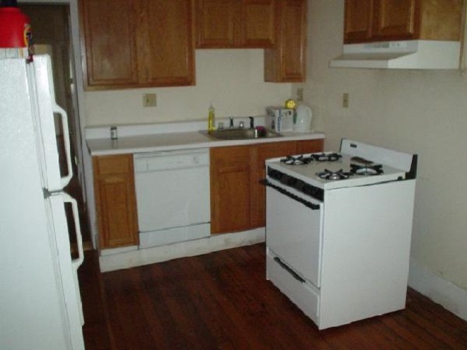 82 Brook St, Unit 1 in Brookline, MA - Building Photo