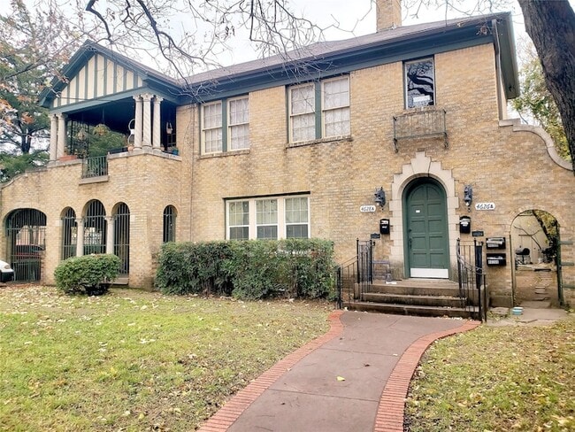 property at 4626 Columbia Ave