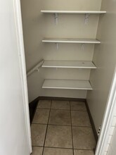 132 1/2 N Orlando Ave in Los Angeles, CA - Building Photo - Building Photo