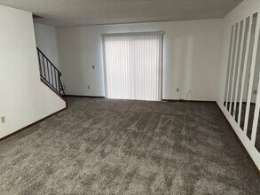 2755-2761 Scarlet Oak Dr in Toledo, OH - Building Photo - Building Photo