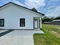 4444 4th St in Bacliff, TX - Building Photo - Building Photo