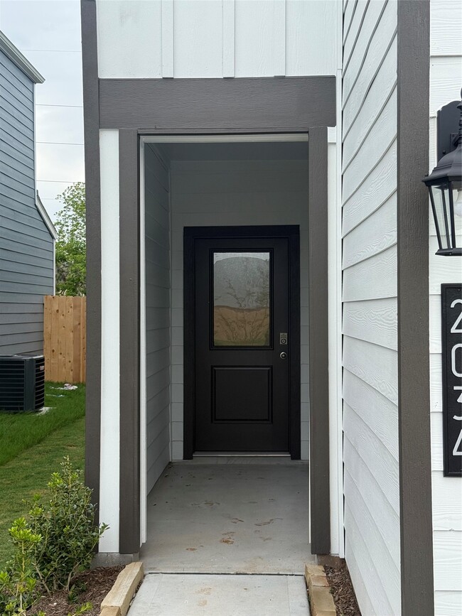 2034 Olivos St in Missouri City, TX - Building Photo - Building Photo