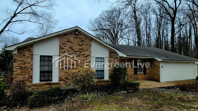 property at 4425 Hunt Cliff Trce