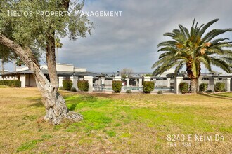 8243 E Keim Dr in Scottsdale, AZ - Building Photo - Building Photo