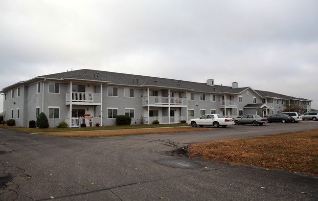 Amberfield Place Apartments in Arlington, MN - Building Photo - Building Photo