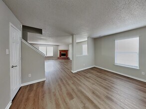 9207 Wandflower Dr in Indianapolis, IN - Building Photo - Building Photo