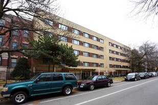 5907-5909 N Kenmore Ave Apartments