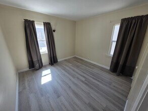 270 Newport Ave, Unit A in Long Beach, CA - Foto de edificio - Building Photo