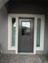 2590 Apricot Ln in Las Vegas, NV - Building Photo