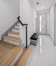 1880 Beaumont St in Dallas, TX - Building Photo - Building Photo