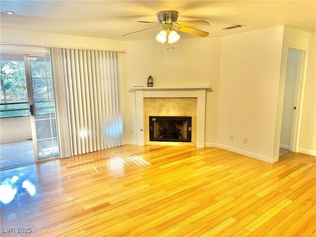 2200 S Fort Apache Rd in Las Vegas, NV - Building Photo - Building Photo