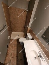 11802 E 60 St in Kansas City, MO - Building Photo - Building Photo