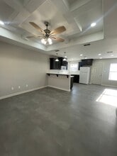 404 E 2nd St, Unit D in La Joya, TX - Building Photo - Building Photo