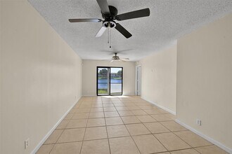 9866 Nob Hill Ct in Sunrise, FL - Building Photo - Building Photo