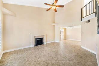 2831 Mill Point Dr in Henderson, NV - Building Photo - Building Photo