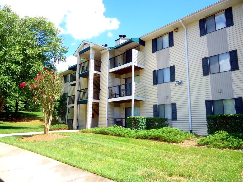Lake Brandt Apartments in Greensboro, NC