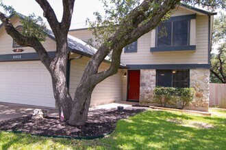 6905 Tesoro Trail in Austin, TX - Building Photo - Building Photo