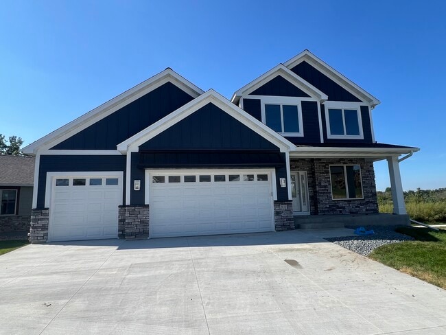 2652 Century Pine Ln NE in Rochester, MN - Foto de edificio - Building Photo