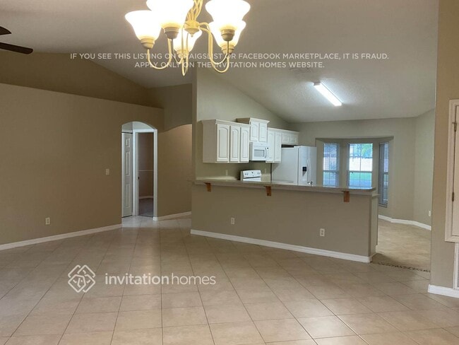 11609 Lake Dr in Leesburg, FL - Foto de edificio - Building Photo