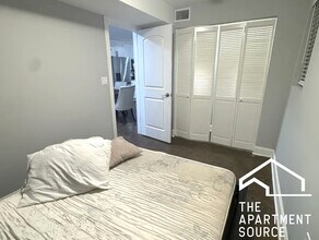 2937 W Jackson Blvd in Chicago, IL - Foto de edificio - Building Photo