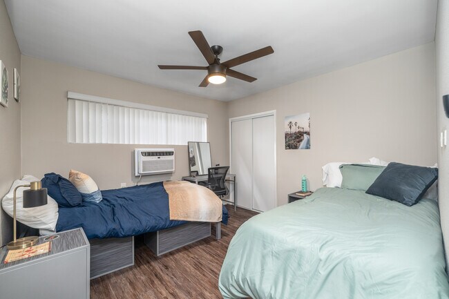 The Hive On Ellendale USC Student Housing in Los Angeles, CA - Building Photo - Interior Photo