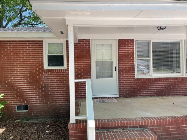 503 Lucille Dr in Tarboro, NC - Building Photo - Building Photo