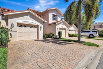 12607 Fox Ridge Dr in Bonita Springs, FL - Building Photo - Building Photo