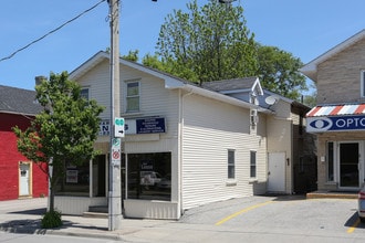 15 Main St S in Newmarket, ON - Building Photo - Building Photo