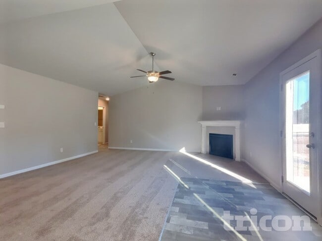 205 Tractor Pl, Unit 6205 in Willow Spring, NC - Building Photo - Building Photo