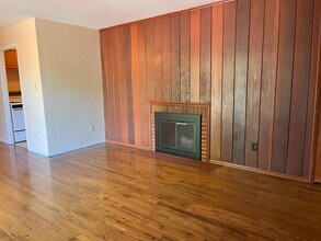 8 Kenny Ct, Unit 12 in Milford, OH - Building Photo - Building Photo