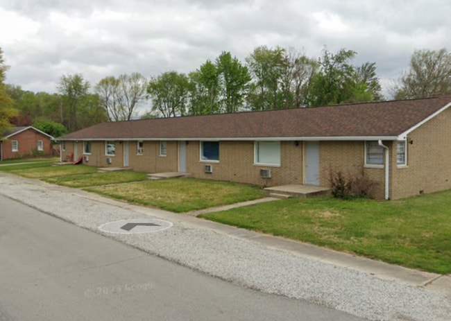 2826 E Thomas Ave in Terre Haute, IN - Building Photo - Building Photo