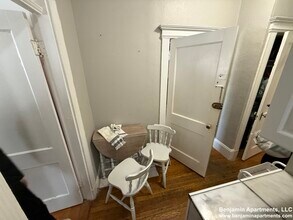 463 Park Dr, Unit 5 in Boston, MA - Building Photo - Building Photo