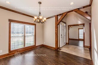 6223 Spring Lake Dr in Flowery Branch, GA - Foto de edificio - Building Photo