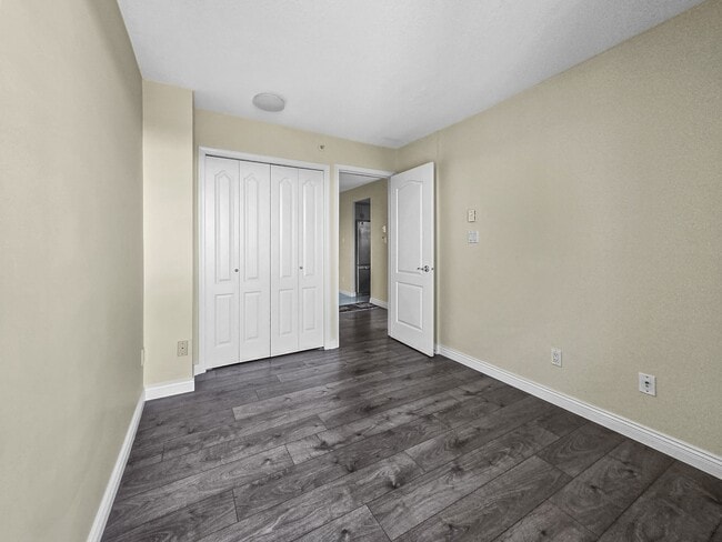 property at 6622 Southoaks Crescent