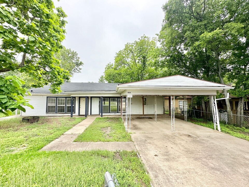 1102 Williamson Dr, Unit 1104 in Killeen, TX - Building Photo