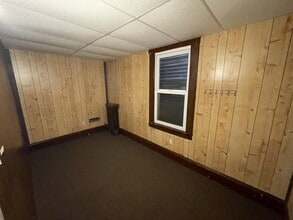 235 W Patterson St in Lansford, PA - Building Photo - Building Photo