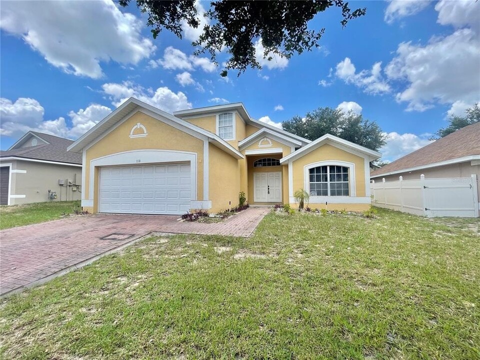 110 Winchester Ln in Haines City, FL - Building Photo
