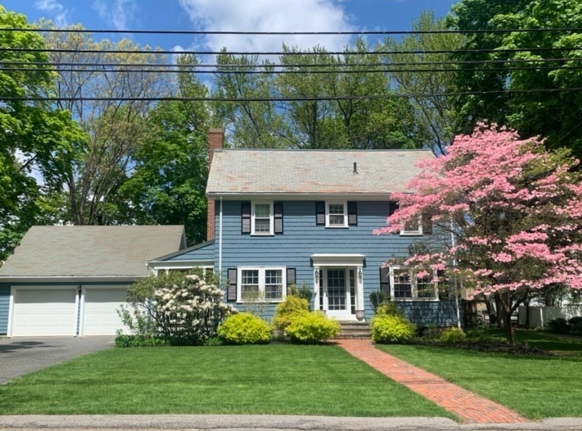 20 Vine Brook Rd in Lexington, MA - Building Photo