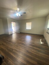 5301 Collingsworth St in Houston, TX - Building Photo - Building Photo