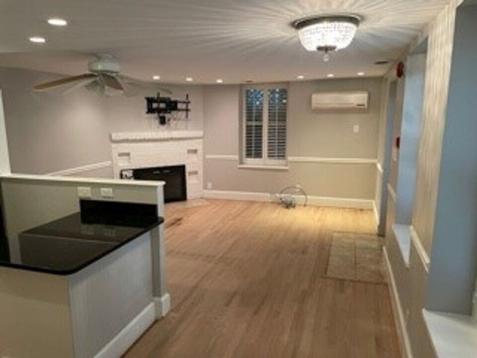 3035 Q St NW in Washington, DC - Building Photo