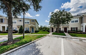 16414 Rolling Brook Dr in Odessa, FL - Foto de edificio - Building Photo