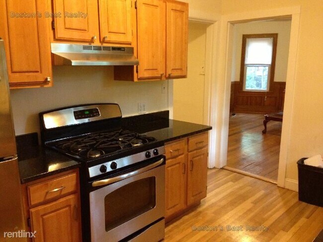 52 Lanark Rd-Unit -# 1 in Boston, MA - Building Photo - Building Photo