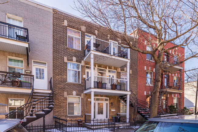 2420-2428 Chapleau St in Montréal, QC - Building Photo - Primary Photo